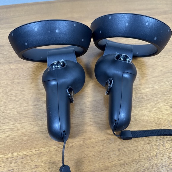 HP Reverb G2 VR Controllers Pair, Open box, M09967 - Picture 2 of 5